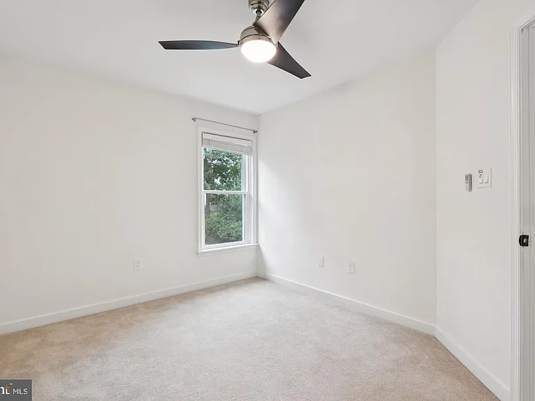 1291 Mason Mill Ct — Photo 29