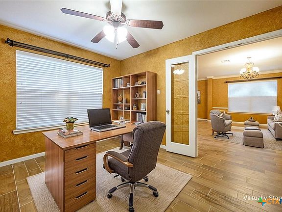 3rd image of 419 Cattail Cir