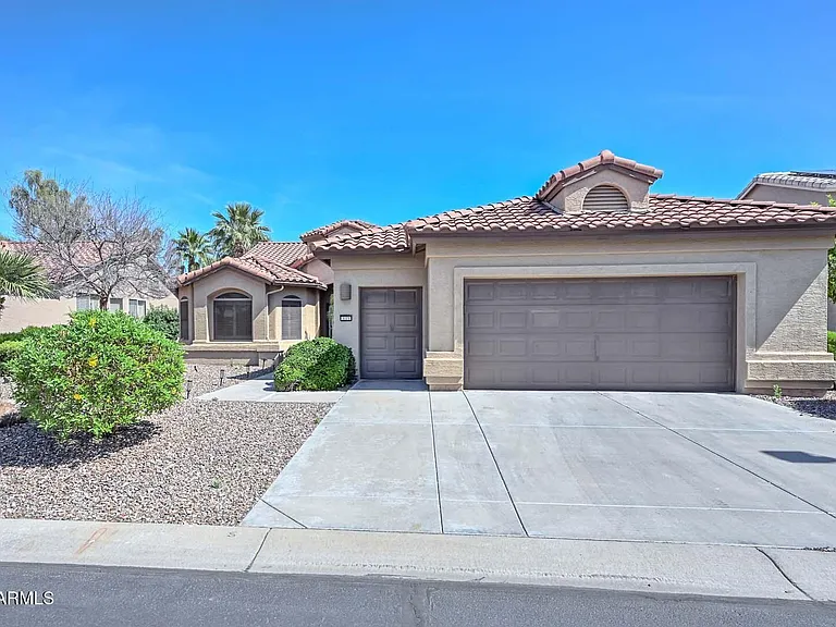 3171 N Palmer Dr — Photo 3