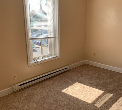 5th image of 602 W Church St #B