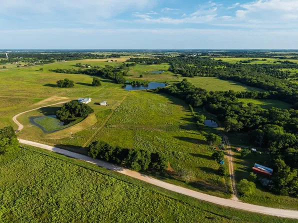 8531 Tottenham Rd, Chappell Hill, TX 77426
