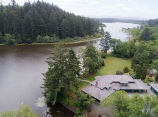 33739 Cullaby Lake Ln, Warrenton, OR 97146