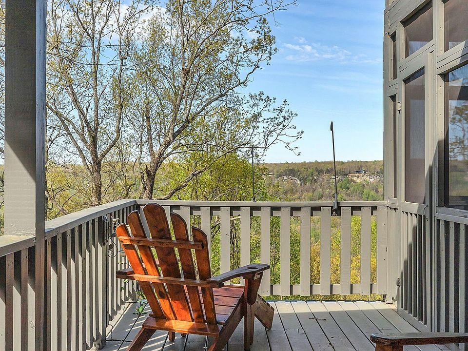 13th image of 1841 Laurel Lake Dr