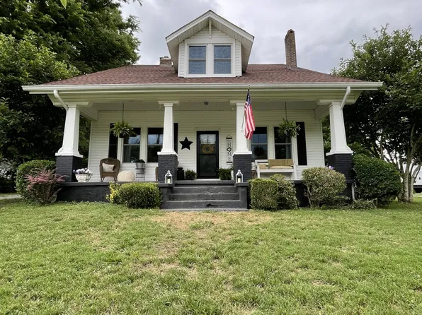 308 Andrews Ave, Hartsville, TN 37074