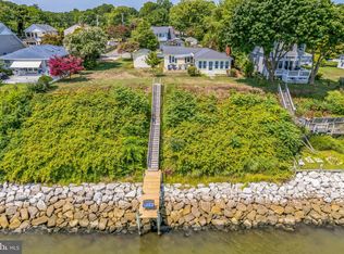 111 Chesapeake Ave, Prince Frederick, MD