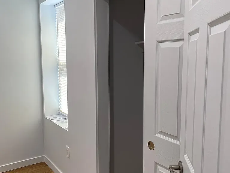 2904 Poplar St #3 — Photo 14