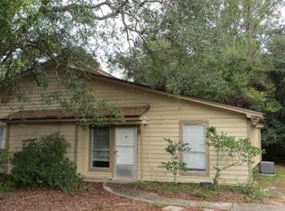 2410 Creighton Rd #B, Pensacola, FL 32504