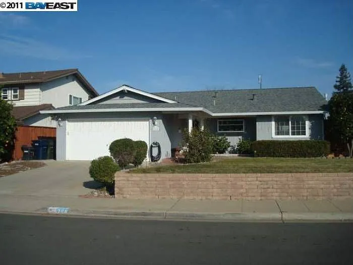 764 Leland Way photo 1