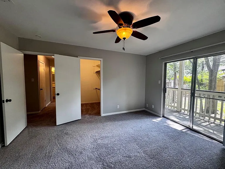 3306B Doolin Dr — Photo 13