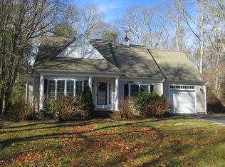 549 Huckins Neck Rd, Barnstable, MA 02630