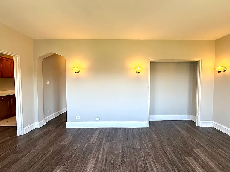 1033 W Loyola Ave #501 — Photo 7