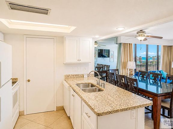 4th image of 500 Padre Blvd