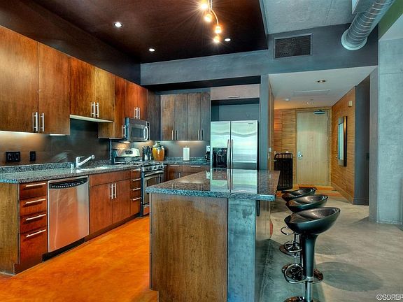 4th image of 1025 Island Ave Unit 209
