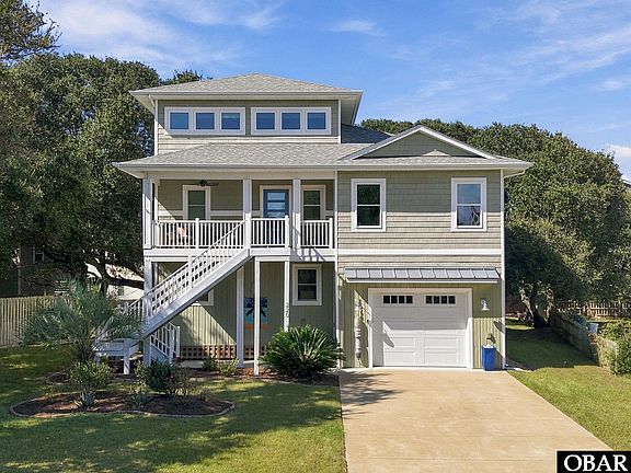 3rd image of 220 W Barracuda Dr