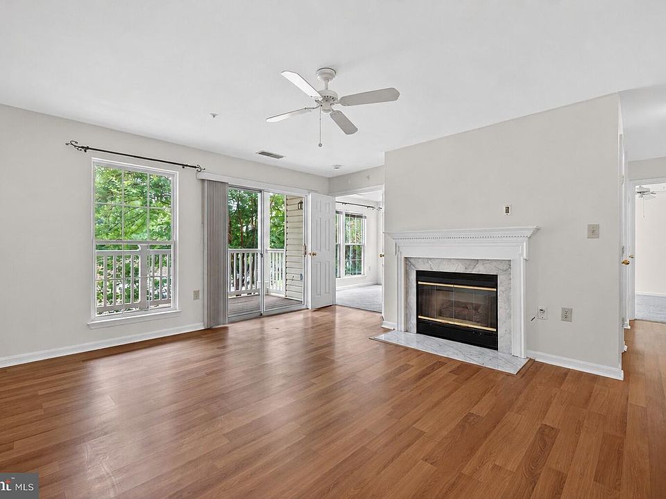 1st image of 3109 River Bend Ct APT D201