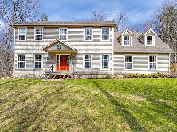 2nd image of 16 Robinwood Ln