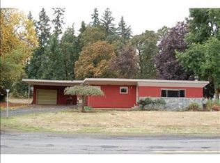 33996 E Columbia Ave, Scappoose, OR 97056