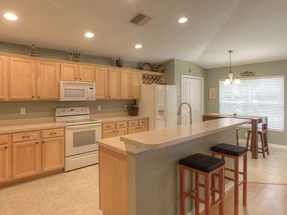 5th image of 27440 Sugar Loaf Dr