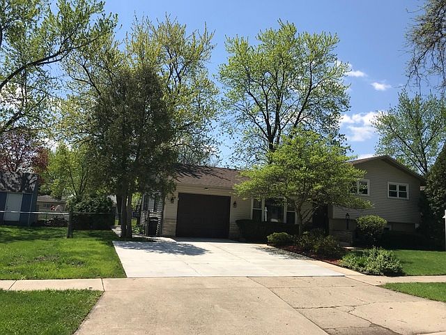 1st image of 635 Ironwood Dr