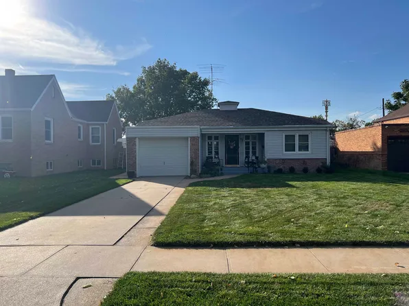 32 S Garfield Ave, North Platte, NE 69101