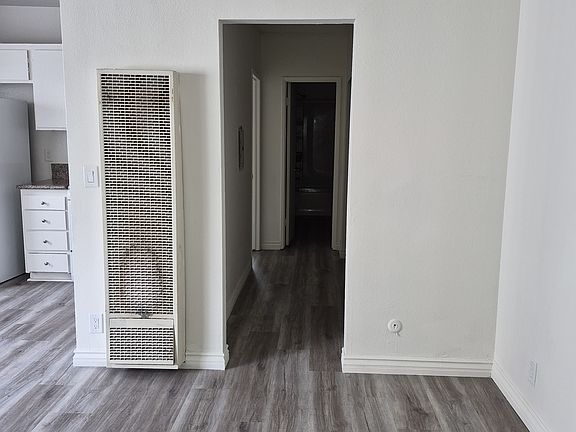5th image of 5545 Lindley Ave #10