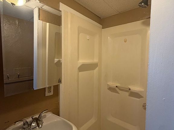 5th image of 9 Dalton Ave #4