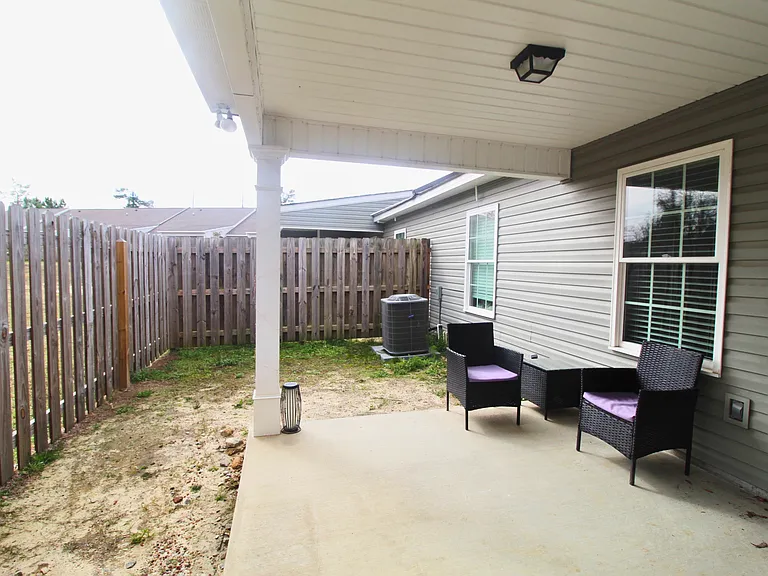 547 Deerchase Ct — Photo 8