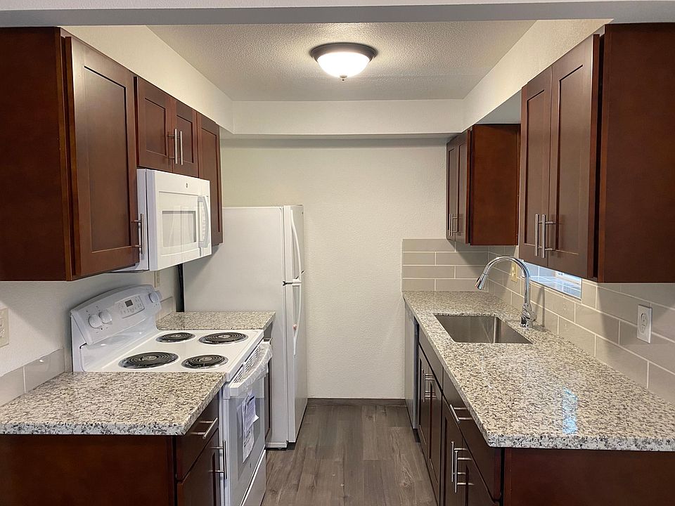 1st image of 5615 204th St SW #D