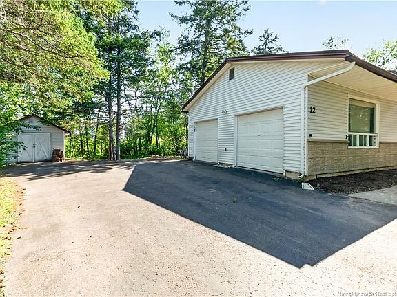 2nd image of 12 Havenwood Ct