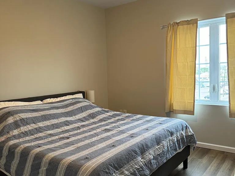 1796 Main St #12 — Photo 9