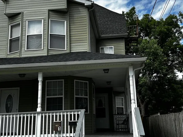 904 Carteret Ave, Trenton, NJ 08618