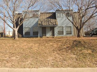 816 S Roosevelt St, Pearsall, TX 78061