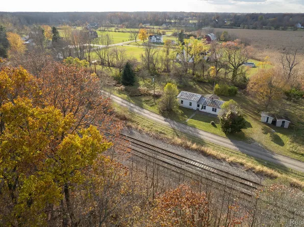 7920 La Duke Rd, Monroe, MI 48162