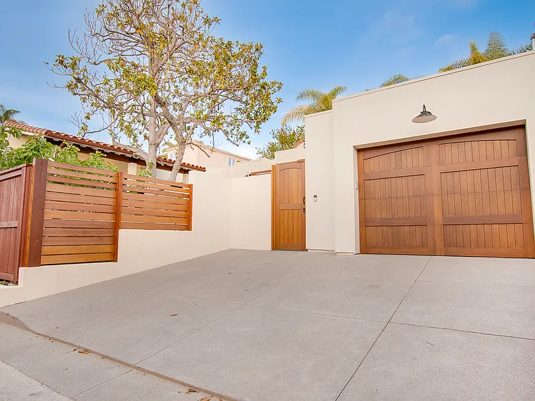 2 car Driveway
