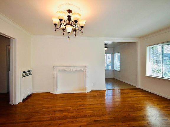 4th image of 901 N Formosa Ave #911