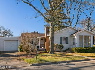 717 Harmony Rd, Middletown, NJ 07748