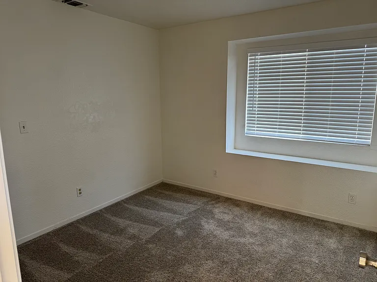 7580 Bluebrook Way — Photo 11