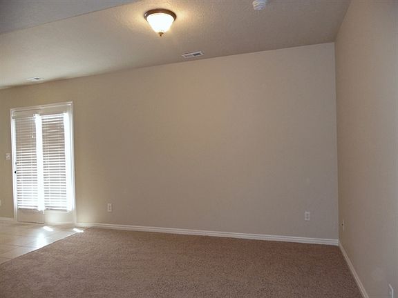 4th image of 134 S 1400 W