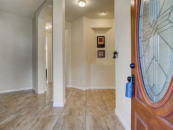 2nd image of 24831 Laurel Chase Ln