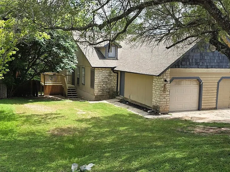375 Fantail Loop #B — Photo 1