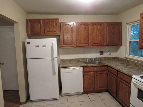 4th image of 11008 Margatehall Dr