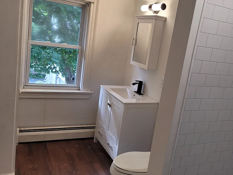 620 Hope St — Photo 9