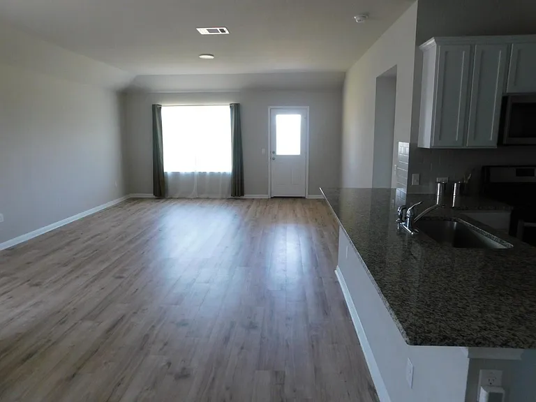 104 Royal Palm Way — Photo 5