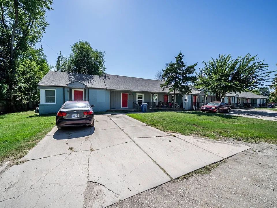 504 S Osage St #4