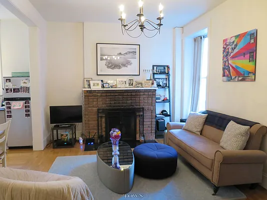 Rented by Town Residential | media 8