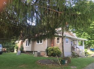 23 Jackson Cove Rd, Leicester, NC 28748