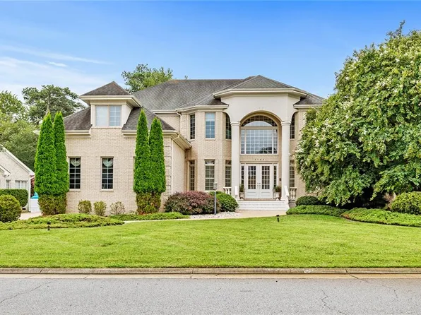 5102 W Creek Ct, Suffolk, VA 23435