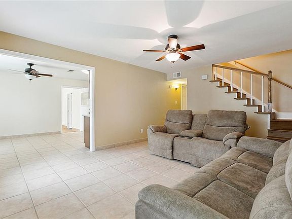 3rd image of 133 Jane Ln