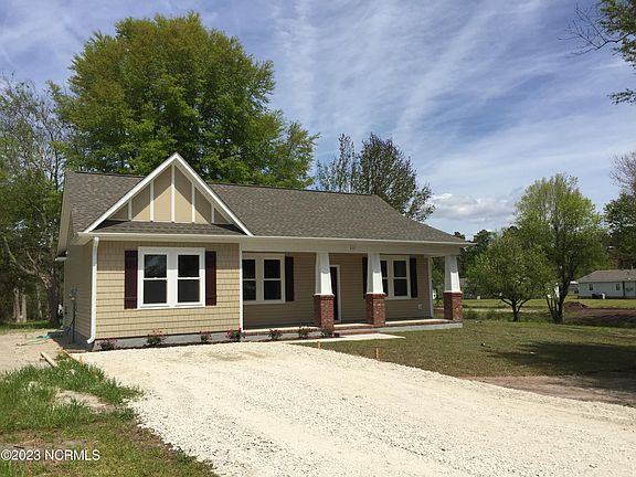 2nd image of 511 Peru Rd