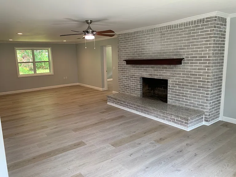 155 Brentwood Rd — Photo 6